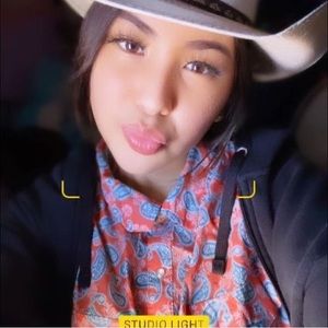 Meet your Posher, Kaylee